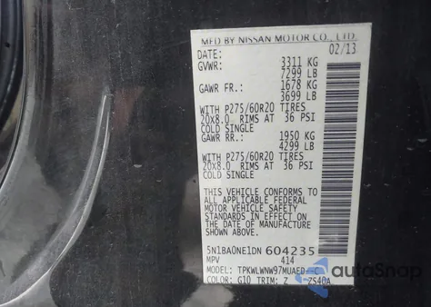 2013 Nissan Armada Platinum z USA, uszkodzony, nr VIN 5N1BA0NE1DN604235